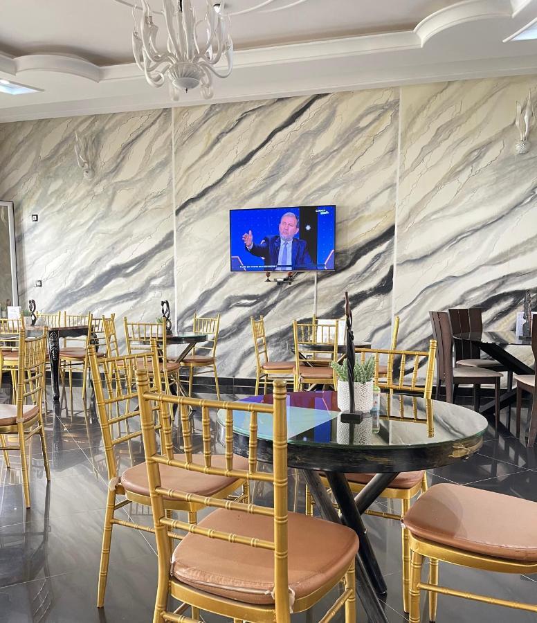 Shalom City Hotel ガルア エクステリア 写真