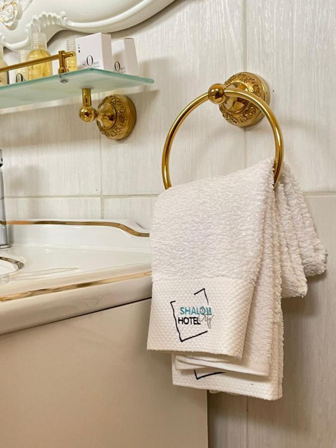 Shalom City Hotel ガルア エクステリア 写真