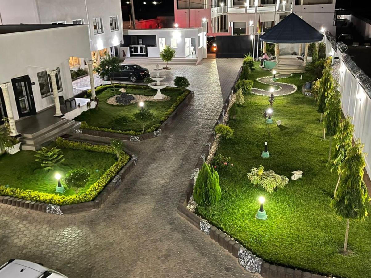 Shalom City Hotel ガルア エクステリア 写真
